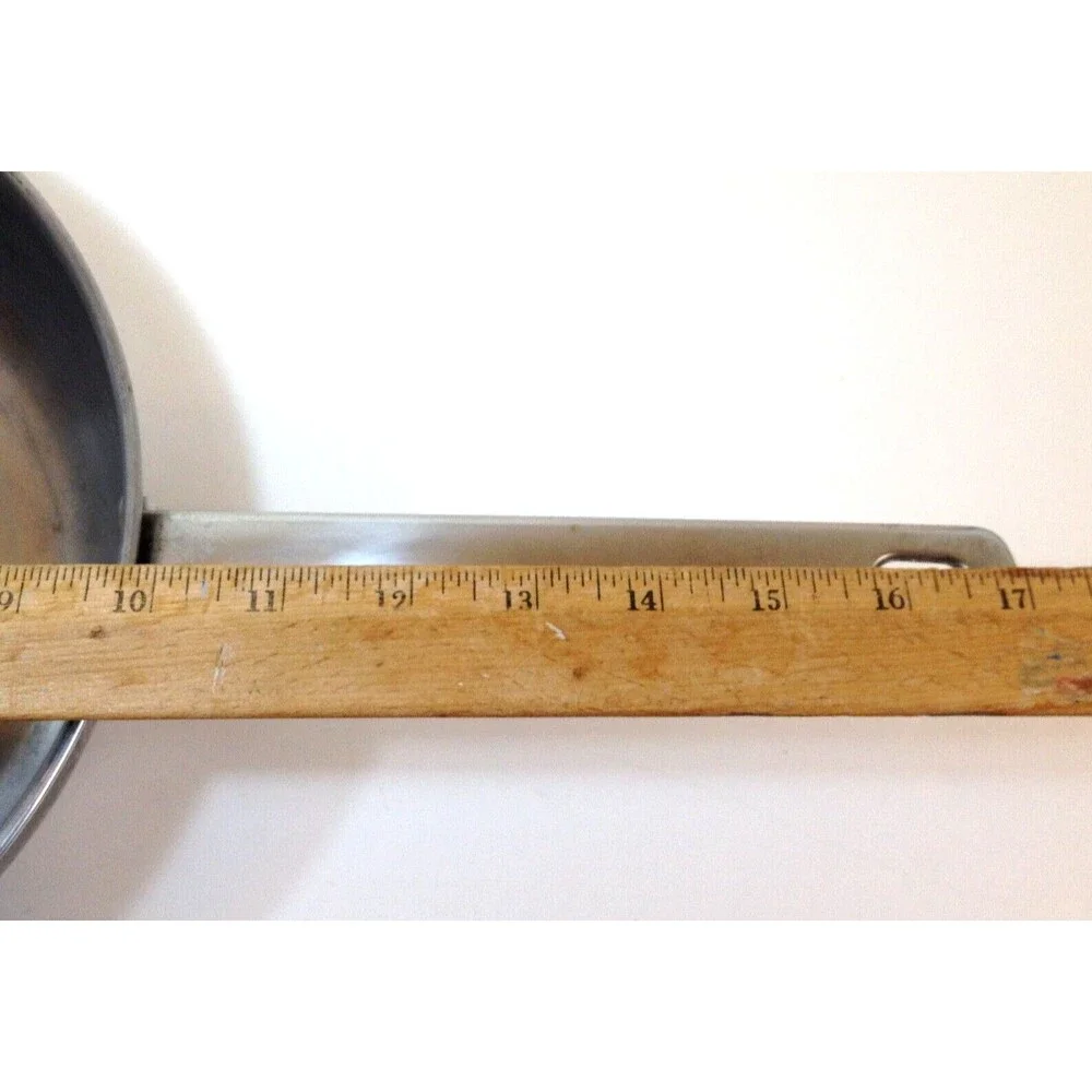 Tools of the Trade Cookware 9.5” Skillet Saute Pan Stove Top and Over Safe
